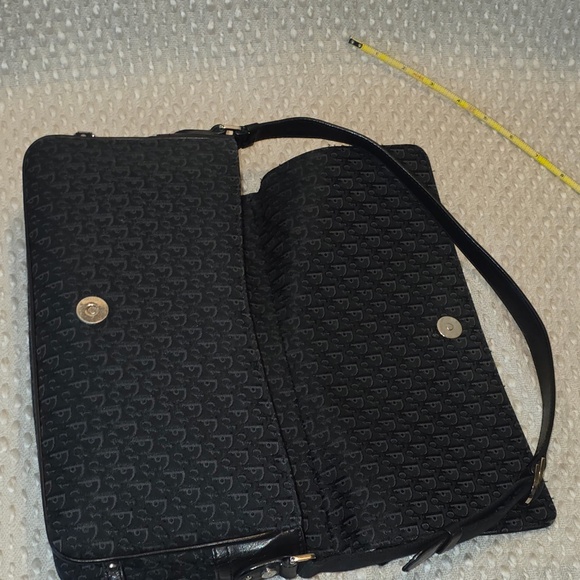 Vintage DIOR Trotter Street Chic shoulder bag - Picture 12 of 16